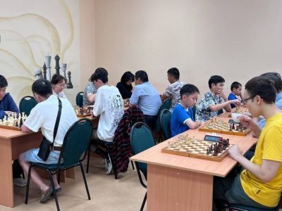 В Якутске стартовал второй турнир фестиваля «Белые ночи Туймаады» по шахматам