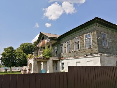 Главный дом усадьбы Лосевых