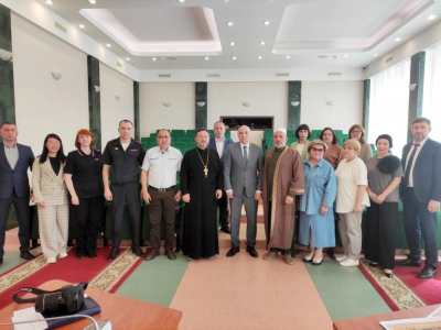 Глава района провел заседание комиссии по делам религий