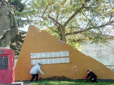 Памятник воинам, погибшим в годы Великой Отечественной войны (1941 - 1945 гг.)