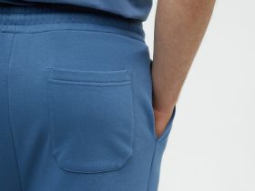 спортивные брюки