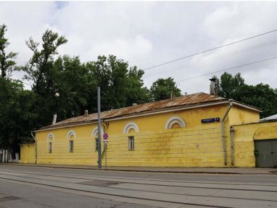 Служебный флигель Александровского института, начало XIX в.