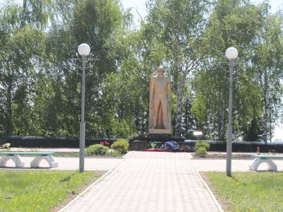 Памятник воинам-землякам, не вернувшимся с войны