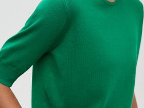 Джемпер с коротким рукавом и округлой горловиной