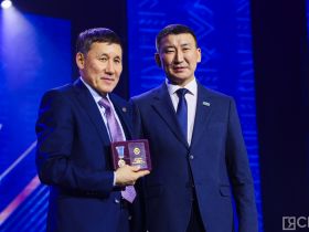 Бал чемпионов. Лучшим деятелям спорта Якутии вручили заслуженные награды