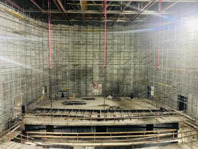 В Арктическом центре эпоса начали монтаж оборудования сцены