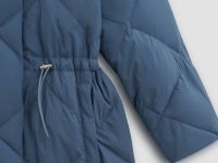 Пуховое пальто из водонепроницаемой ткани