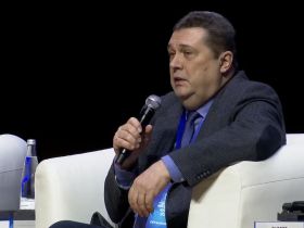 Глава СЖР принял участие в работе Новосибирского медиафорума