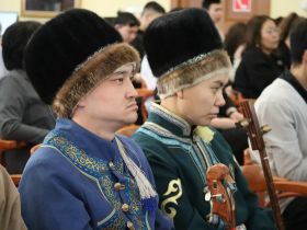Тему единства народов обсудили на круглом столе «Кустук» в Якутске