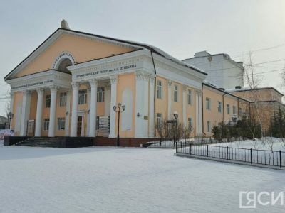 Премьерный спектакль о Бальзаминове покажут в драмтеатре Якутска