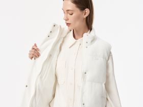 Женский жилет Lacoste