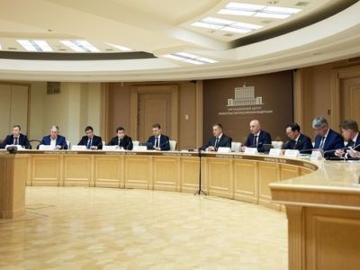 Юрий Трутнев: дальневосточные регионы помогают налаживать жизнь в ДНР