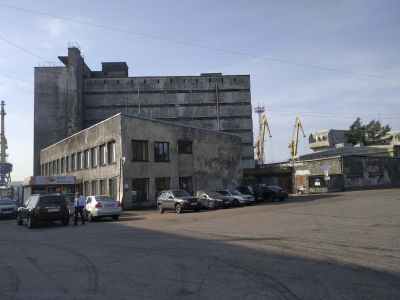 Склады и офис кооператива ОТК