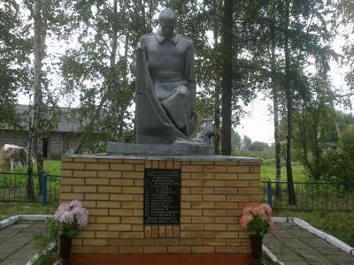 Братская могила 6 советских воинов, погибших в 1943 г. в бою с немецко-фашистскими захватчиками