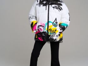 Куртка текстильная с полиуретановым покрытием для девочек