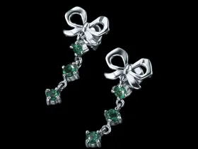 Пусеты из серебра с изумрудами э0678пс12250369