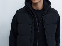 Жилет с воротником-стойкой и накладными карманами, Черный