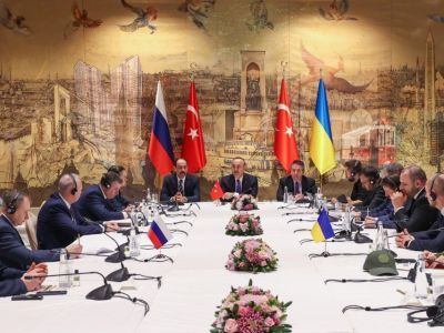 Киев согласился на нейтральный статус при условии международно-правовых гарантий