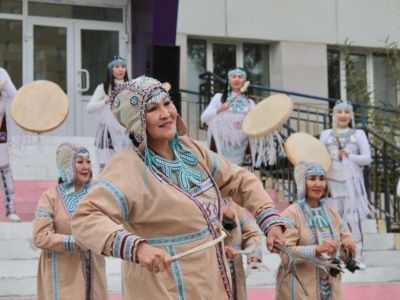 В Якутске состоялся концерт «Зажигательные народные ритмы»