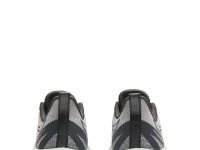 Кроссовки для бега FLASHLITE