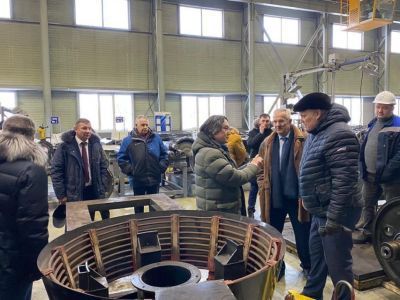 Джулустан Борисов осмотрел объекты компании «Железные дороги Якутии»