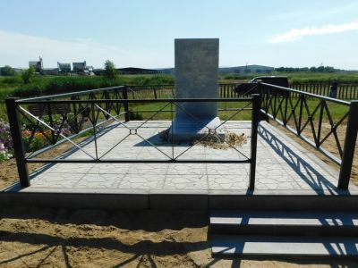 Братская могила советских воинов, погибших в период Сталинградской битвы