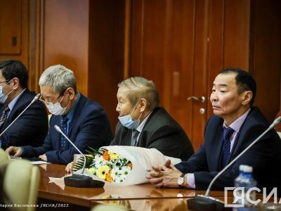 Журналистов Якутии наградили в День российской печати