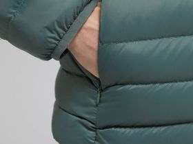 Стеганый пуховик с натуральным пухом