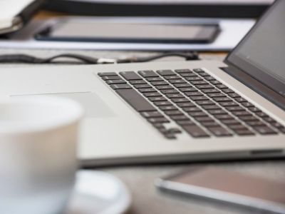 В гаджеты россиян стали внедрять шпионские программы под видом медицинских документов