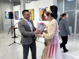 Выставка якутской художницы Миры Аргуновой открылась в Благовещенске