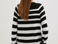 Джемпер в полоску свободного силуэта