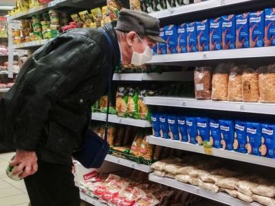 В Мирнинском районе контролируются цены на продукты