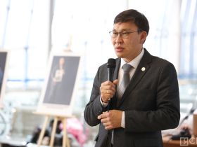 Фотовыставку «Семья героя» открыли в аэропорту Якутска