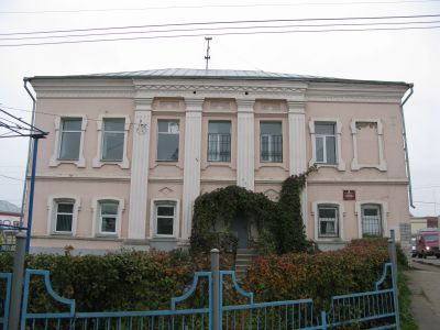 Здание бывшего  волостного правления