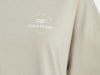 Оверсайз футболка со спущенным плечом