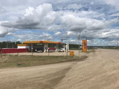 Бизнес в кризис: 800 тонн нефтепродуктов, или От чего зависит цена на топливо