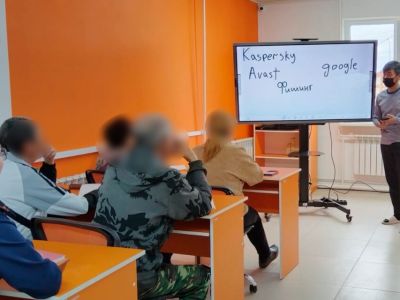 В Нюрбе осужденные повысили уровень компьютерной грамотности