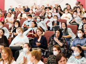 День беременных женщин отметили в перинатальном центре Якутска