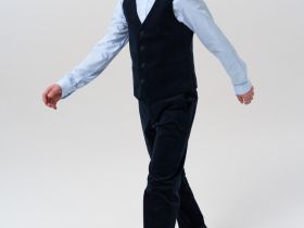 Комплект текстильный для мальчиков: брюки, жилет