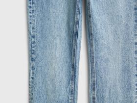 Прямые джинсы с подворотами, Голубой