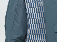 Ветровка-бомбер со съемным капюшоном