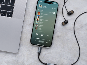 Адаптер Deppa (72407) Lightning/Jack 3.5mm (графит)