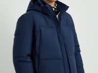 Утепленная куртка со съемным капюшоном
