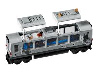 Super Heroes 76321 Конструктор Человек-паук против Доктора Осьминога: Сцена с поездом