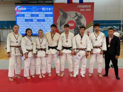 Дзюдоисты сборной Якутии выиграли шесть путёвок на чемпионат России
