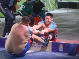 Автомобиль в подарок. Эрчим Баппагай стал абсолютным чемпионом Игр Манчаары