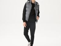 Мужской утеплённый жилет Lacoste с капюшоном