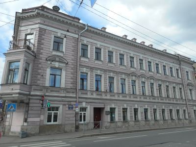 Дом, где в 1892-1918 гг. жил и работал физиолог Павлов Иван Петрович (б. кв.2)