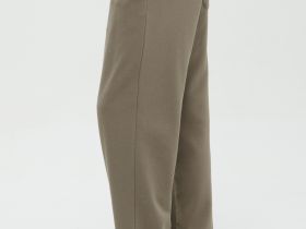 спортивные брюки