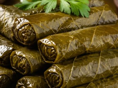 Секреты сочной долмы: правильный фарш и листья